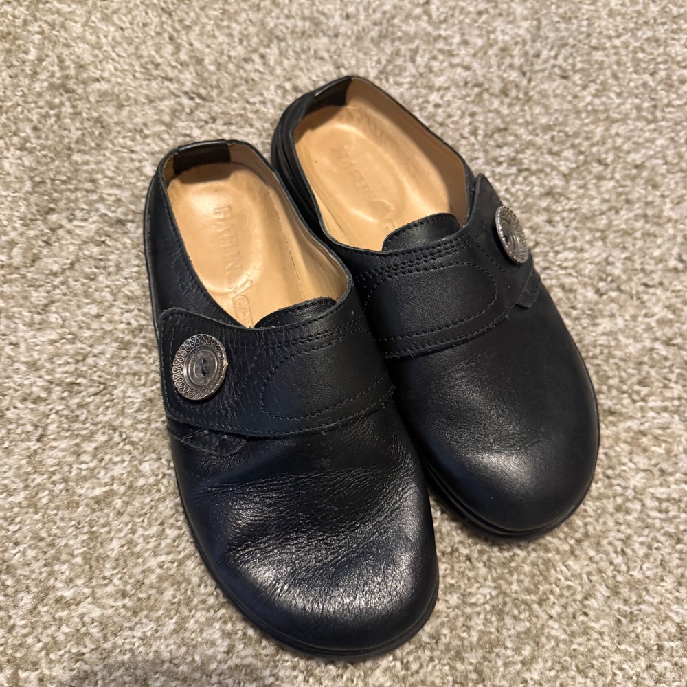 Haflinger Charlotte comfort clogs 38 black leather boho granola girl casual